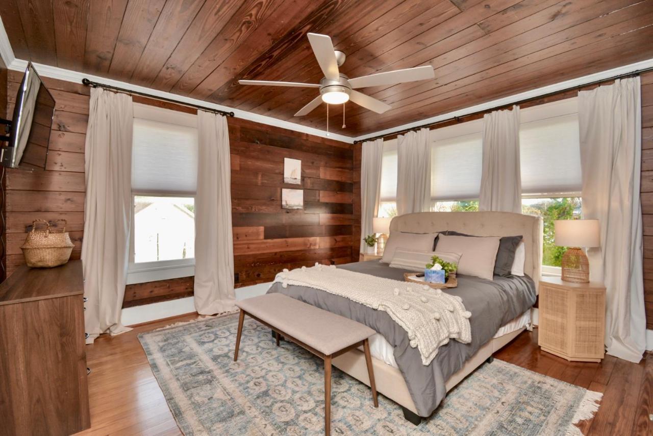 Coastal Craftsman- Walk To Beach & Pleasure Pier- As Seen On 'Restoring Galveston' Exterior foto